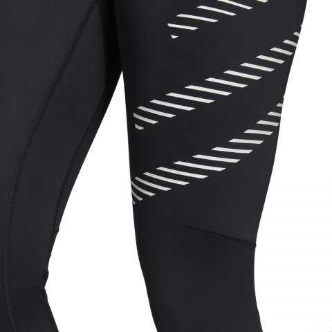 DQ1872_APP_on-model_detail-2_white