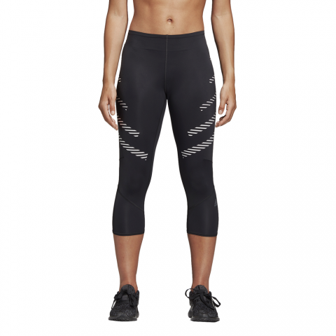 DQ1872_APP_on-model_standard_white