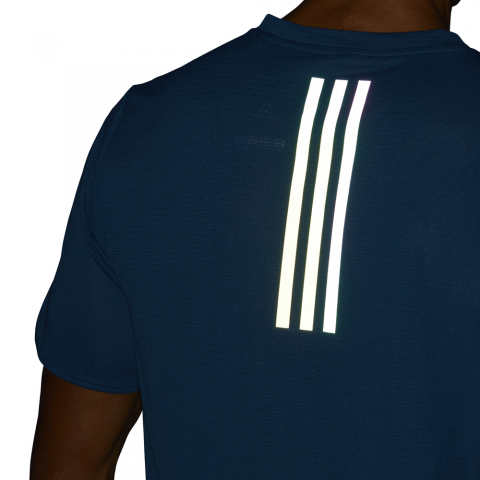 DQ1891_APP_on-model_detail-2_white