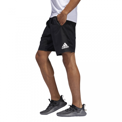 DQ2866_APP_on-model_side_white
