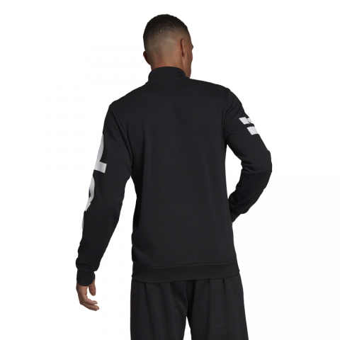 DQ3064_APP_on-model_back_white