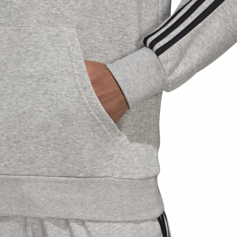 DQ3091_APP_on-model_detail-2_white