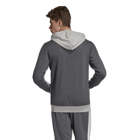 DQ3098_APP_on-model_back_white