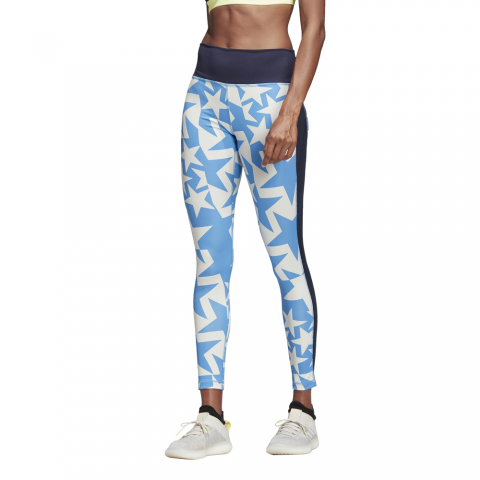 DQ3137_APP_on-model_standard_white