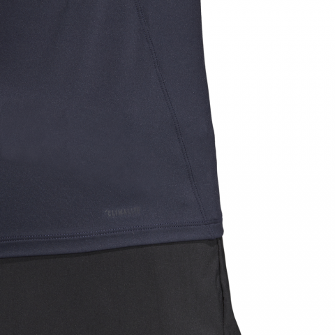 DQ3143_APP_on-model_detail-3_white