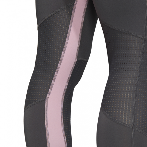 DS8708_APP_on-model_detail-2_white
