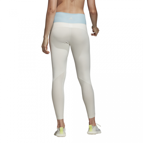 DS8709_APP_on-model_back_white