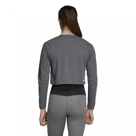DS8717_APP_on-model_back_white