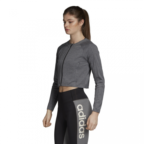 DS8717_APP_on-model_side_white