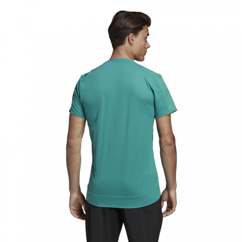 DS8764_APP_on-model_back_white