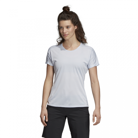 DS8853_APP_on-model_standard_white
