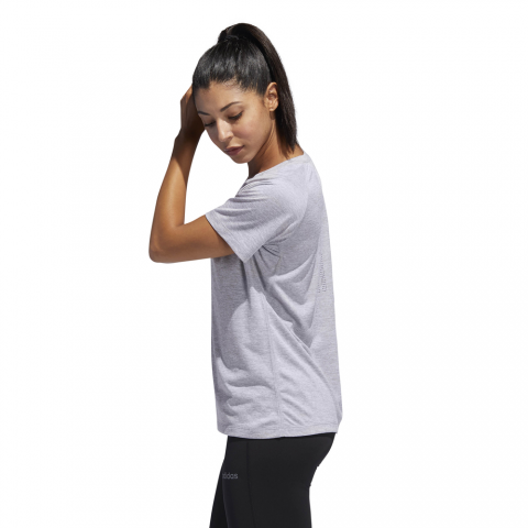 DT1666_APP_on-model_side_white