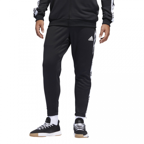 DT2920_APP_on-model_standard_white