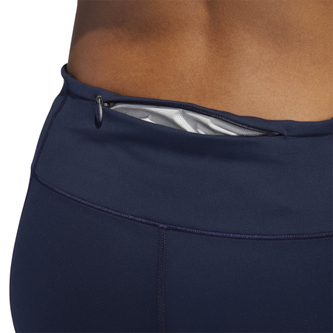 DT4732_APP_on-model_detail-3_white