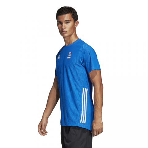 DT6183_APP_on-model_side_white