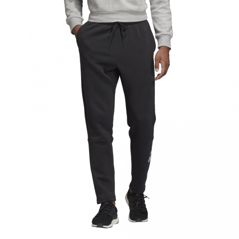 DT9952_APP_on-model_standard_white