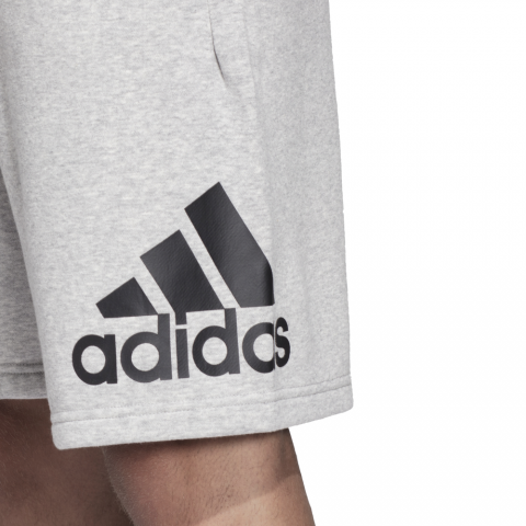 DT9957_APP_on-model_detail-2_white