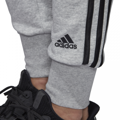 DU0009_APP_on-model_detail-2_white