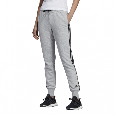 DU0009_APP_on-model_standard_white
