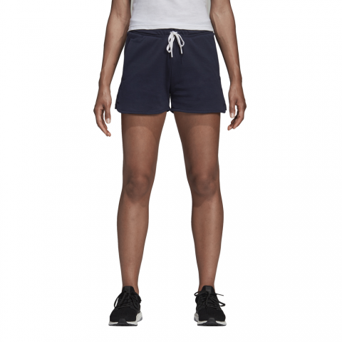 DU0236_APP_on-model_standard_white