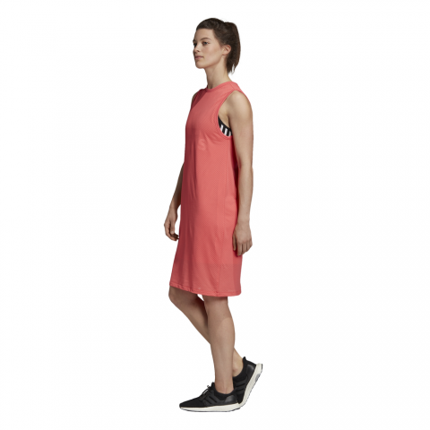 DU0241_APP_on-model_side_white