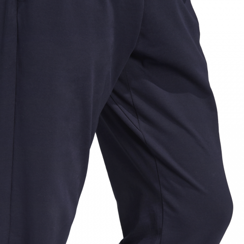 DU0377_APP_on-model_detail-3_white