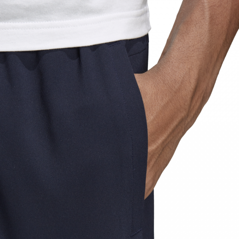 DU0379_APP_on-model_detail-1_white