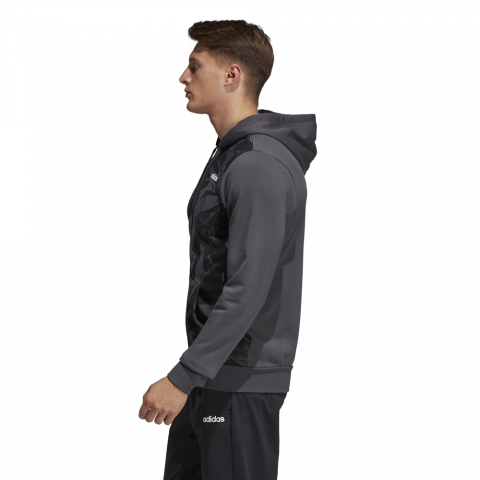 DU0426_APP_on-model_side_white