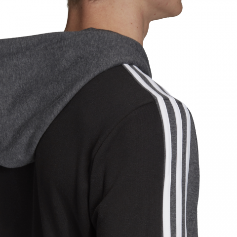 DU0435_APP_on-model_detail-3_white