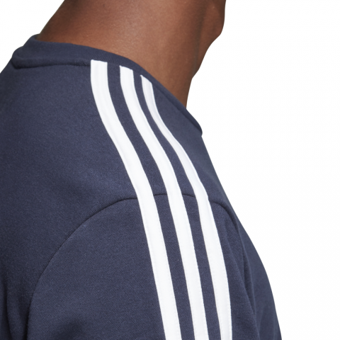 DU0484_APP_on-model_detail-2_white