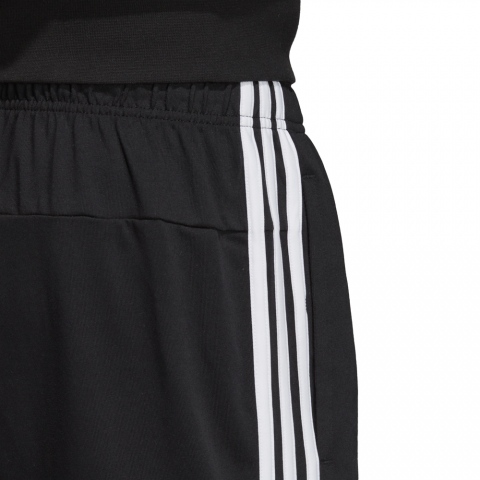 DU0491_APP_on-model_detail-3_white