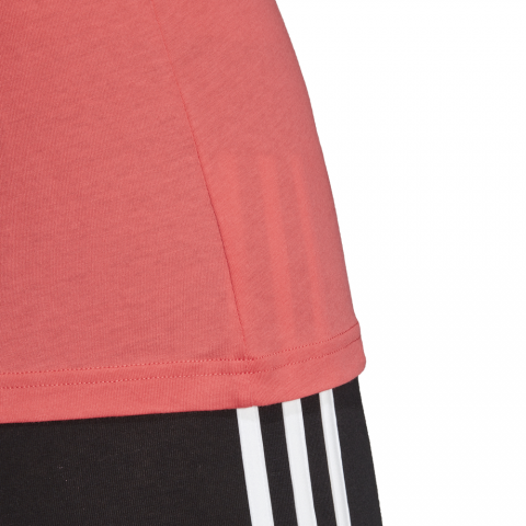 DU0624_APP_on-model_detail-2_white