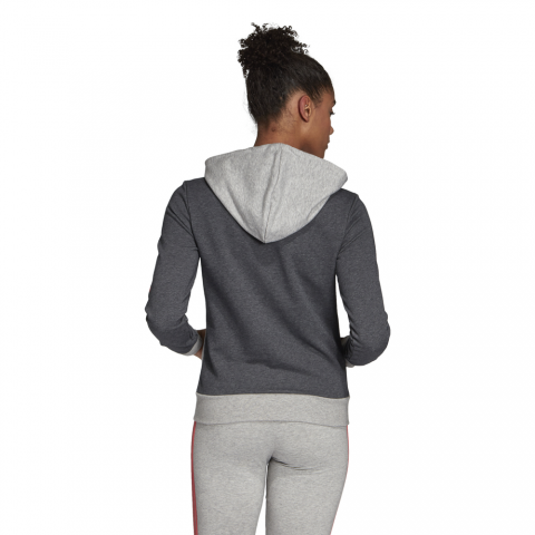DU0642_APP_on-model_back_white