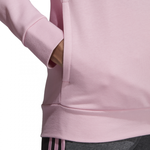 DU0644_APP_on-model_detail-2_white