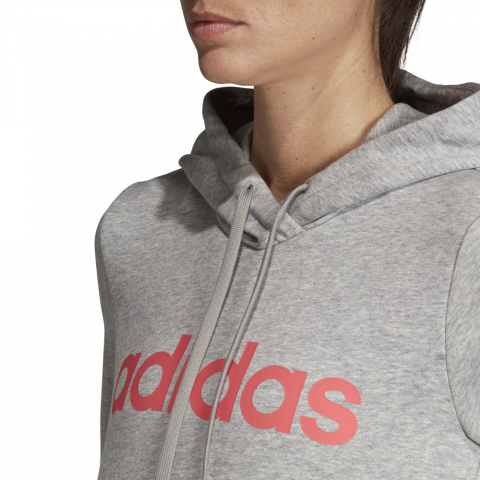 DU0645_APP_on-model_detail-1_white
