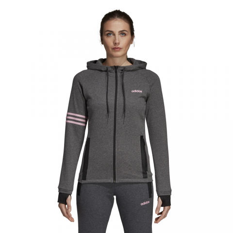 DU0714_APP_on-model_standard_white