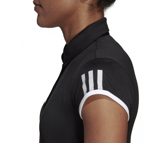 DU0944_APP_on-model_detail-3_white