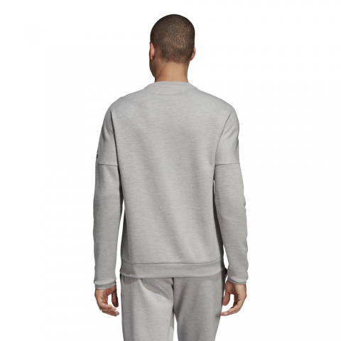 DU1146_APP_on-model_back_white