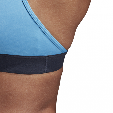 DU1277_APP_on-model_detail-2_white