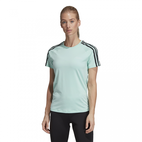 DU2074_APP_on-model_standard_white