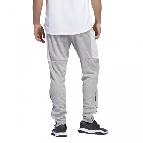 DU2553_APP_on-model_back_white