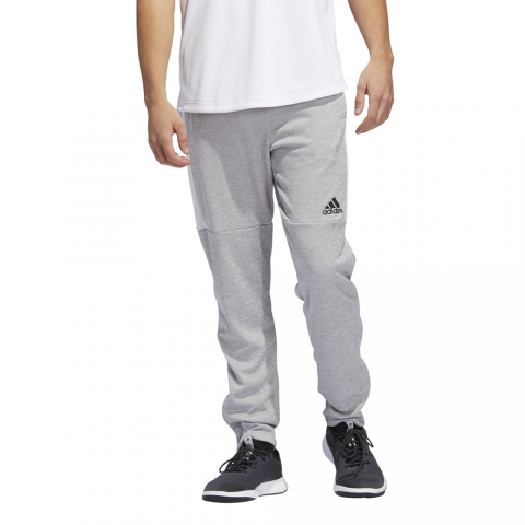 DU2553_APP_on-model_standard_white