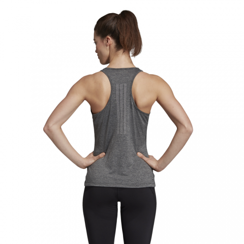 DU3447_APP_on-model_back_white