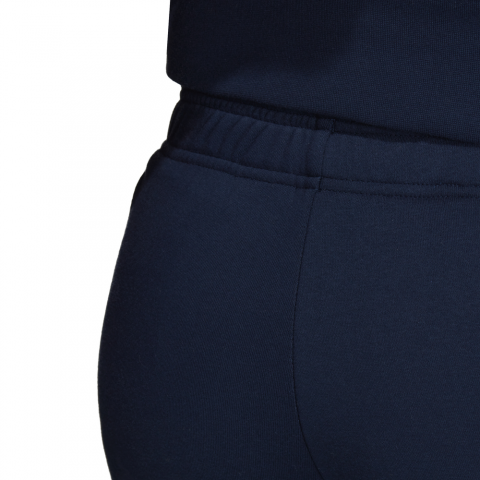 DU4533_APP_on-model_detail-2_white