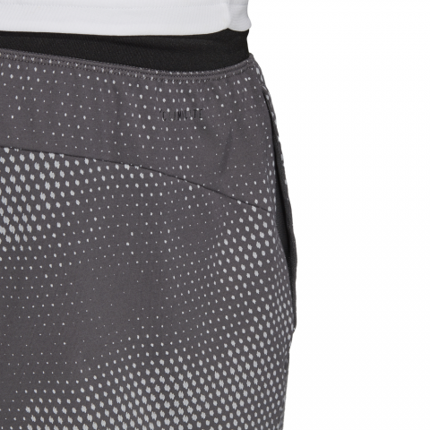 DU5236_APP_on-model_detail-2_white
