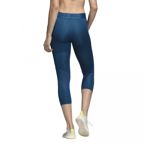 DU6518_APP_on-model_back_white