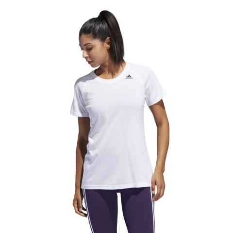 DV0377_APP_on-model_standard_white