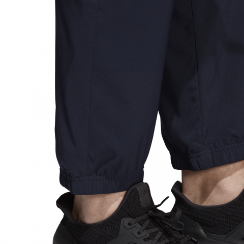 DV2460_APP_on-model_detail-3_white