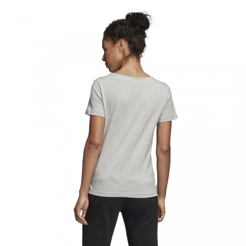 DV2996_APP_on-model_back_white