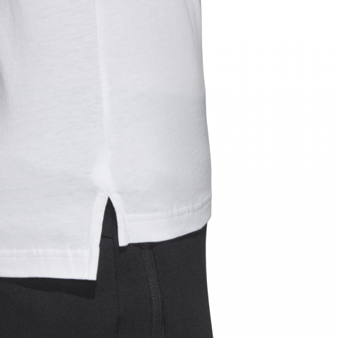 DV3002_APP_on-model_detail-3_white